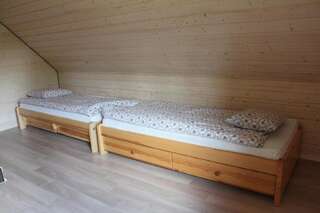 Отели типа «постель и завтрак» Dom Malowany Ветлина Дом с 2 спальнями-6
